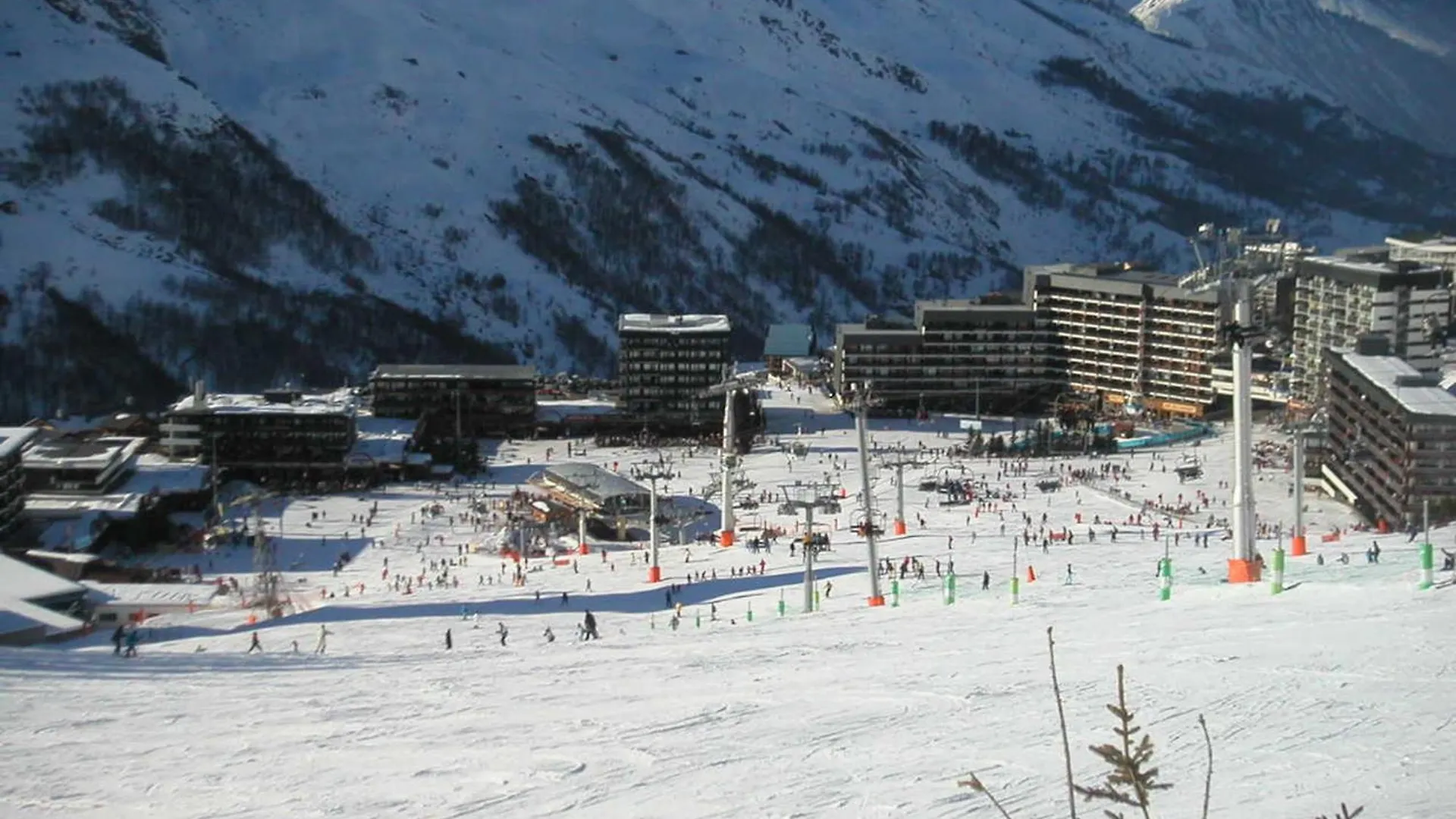 شقة Appartement Lumineux Au Centre, Balcon, Proche Pistes Et Commerces - Fr-1-344-946 سان-مارتن-دي-بيفيل فرنسا